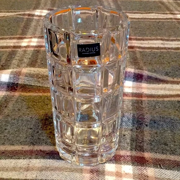 Godinger Radius Shannon Crystal vase - Picture 2 of 7